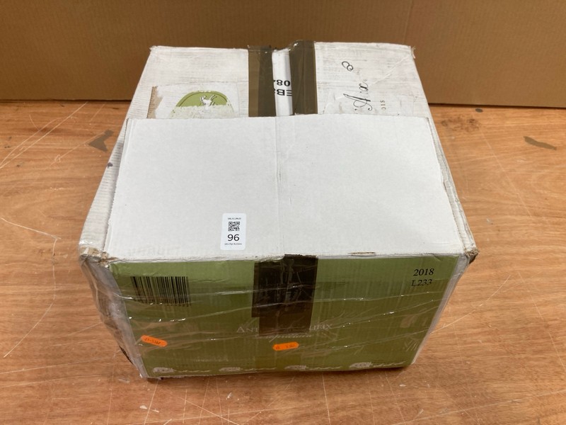 Lot 96  
            Nottingham SR8 - Collection Only 

                
BOX OF KUMEU RIVER CHARDONNAY- 18+ ID REQUIRED  - COLLECTION ONLY