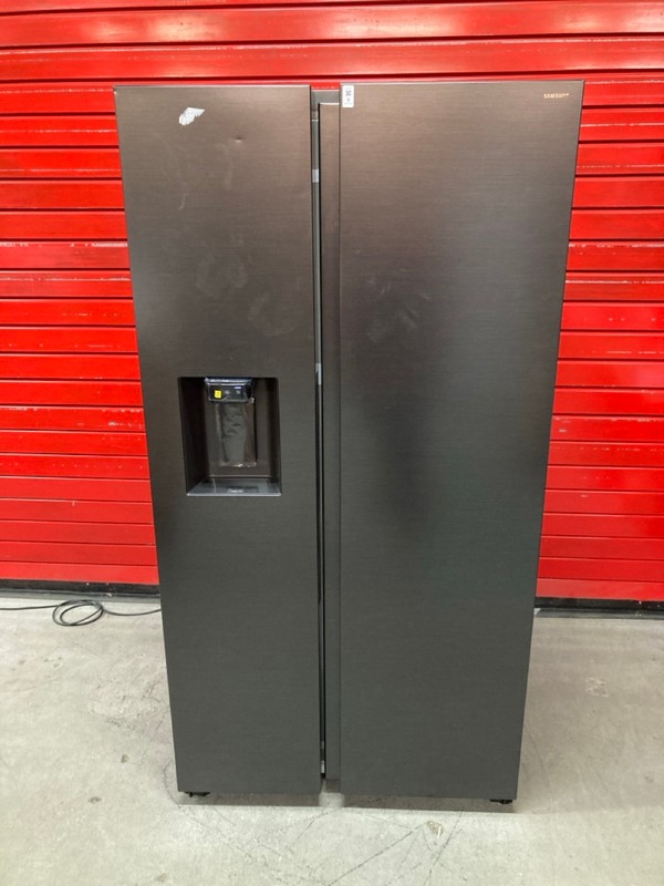 Lot 9  
            Nottingham SR8 - Delivery Or Collection 

                
SAMSUNG BESPOKE AI SERIES 7 AMERICAN FRIDGE FREEZER. MODEL: RS70F66KCF. ORIGINAL ...