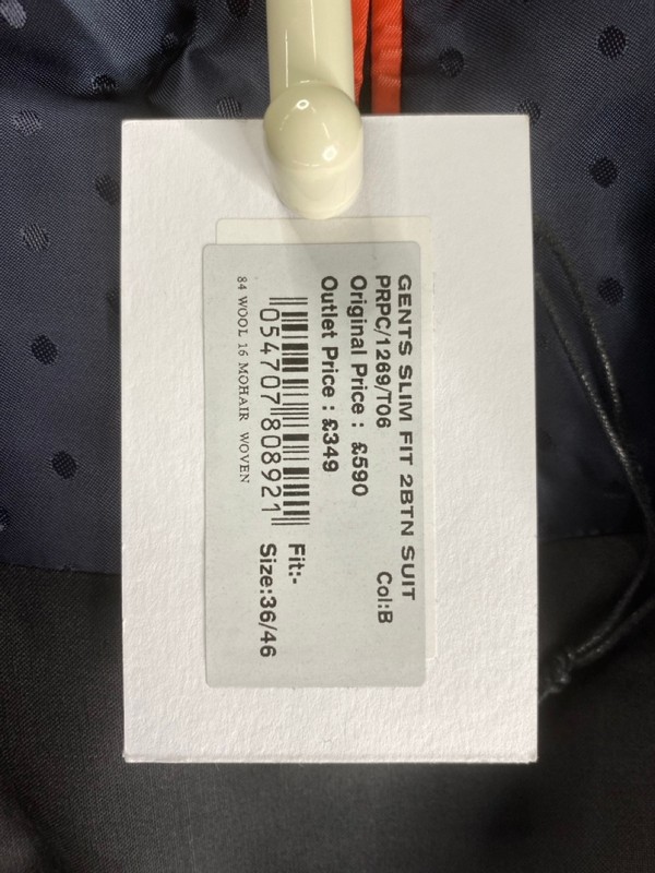 Lot 100  
            Nottingham Prem - Delivery Only 

                
PAUL SMITH MENS BUTTON JACKET.SIZE 36/46 - Image 4