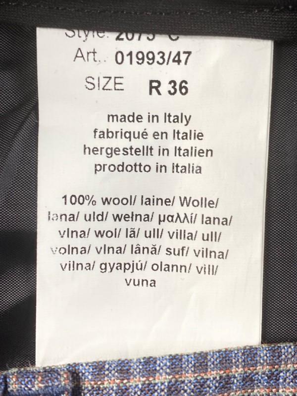 Lot 102  
            Nottingham Prem - Delivery Only 

                
PAUL SMITH MENS TROUSER. SIZE R36 MADE FROM 100% WOOL - Image 4