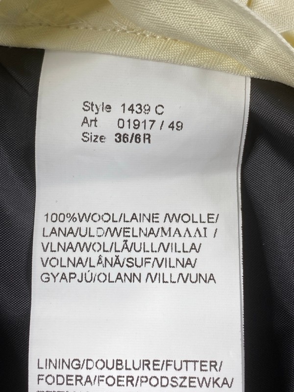 Lot 103  
            Nottingham Prem - Delivery Only 

                
PAUL SMITH MENS TROUSER. SIZE36/6R MADE FROM 100% WOOL - Image 4