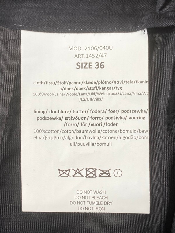 Lot 110  
            Nottingham Prem - Delivery Only 

                
PAUL SMITH MENS TROUSER. SIZE 36 MADE FROM 100% COTTON - Image 4