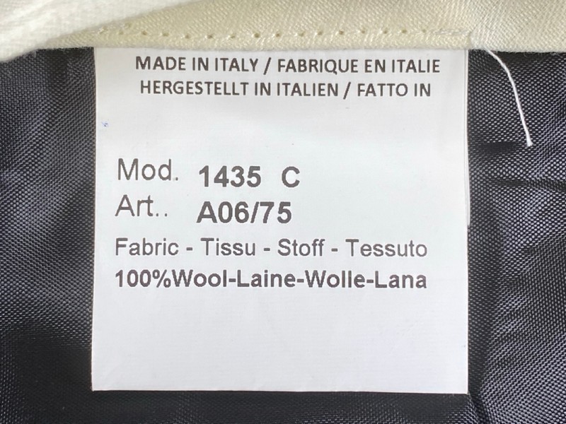 Lot 119  
            Nottingham Prem - Delivery Only 

                
PAUL SMITH MENS TROUSER. SIZE 38 - Image 4