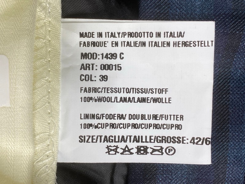 Lot 121  
            Nottingham Prem - Delivery Only 

                
PAUL SMITH MENS TROUSER. SIZE 42 MADE FROM 100% WOOL - Image 4