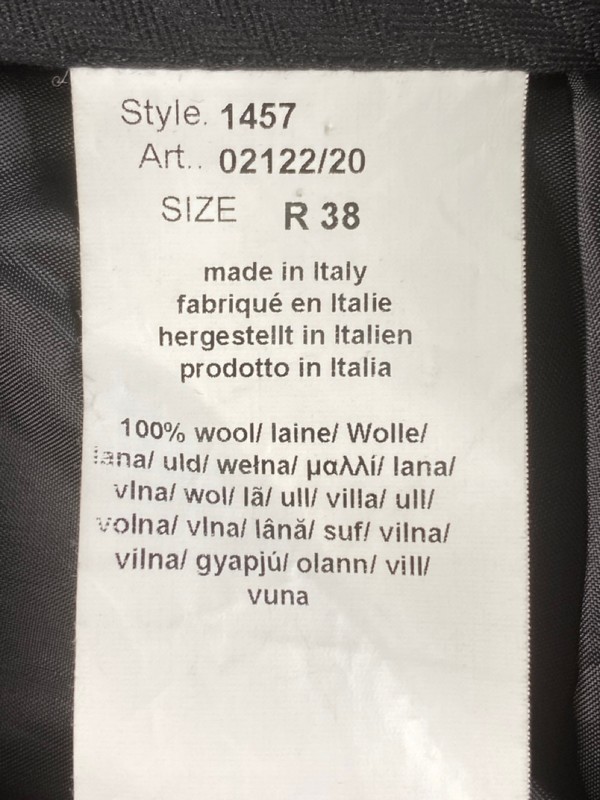 Lot 122  
            Nottingham Prem - Delivery Only 

                
PAUL SMITH MENS TROUSER. SIZE R38 MADE FROM 100% WOOL - Image 4