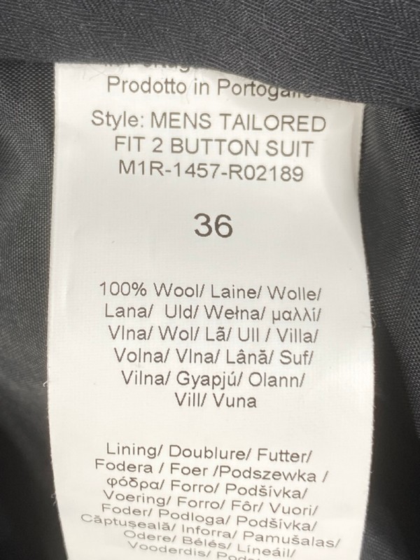 Lot 129  
            Nottingham Prem - Delivery Only 

                
PAUL SMITH MENS TROUSER. SIZE 36 MADE FROM 100% COTTON