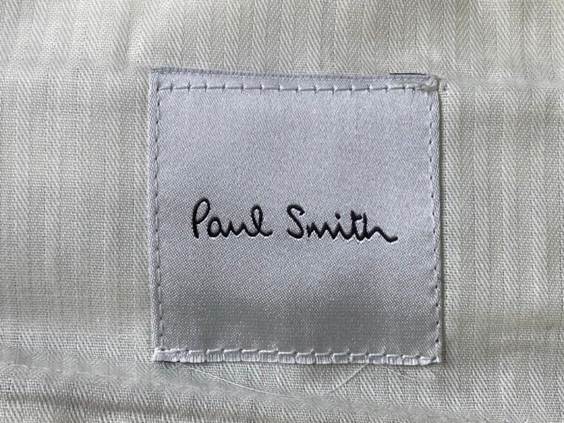 Lot 130  
            Nottingham Prem - Delivery Only 

                
PAUL SMITH MENS TROUSER. SIZE R38 MADE FROM 100% WOOL