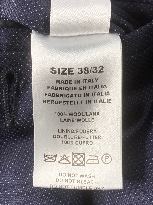 Lot 137  
            Nottingham Prem - Delivery Only 

                
PAUL SMITH MENS TROUSER. SIZE 38/32 MADE FROM 100% WOOL - Image 4