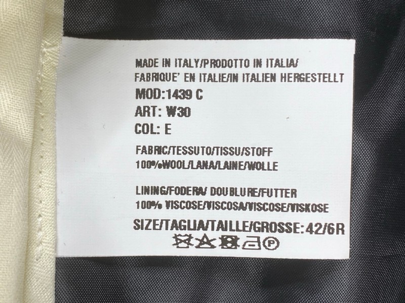 Lot 148  
            Nottingham Prem - Delivery Only 

                
PAUL SMITH MENS TROUSER. SIZE 42/6R MADE FROM 100% WOOL