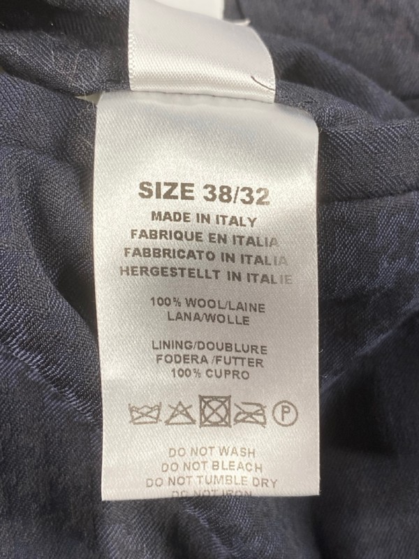 Lot 149  
            Nottingham Prem - Delivery Only 

                
PAUL SMITH MENS TROUSER. SIZE 38/32 MADE FROM 100% WOOL - Image 4