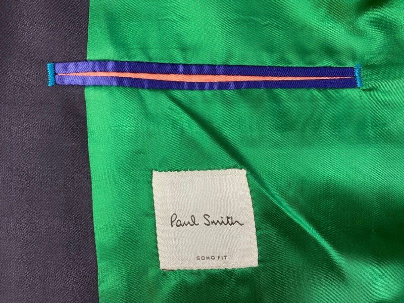 Lot 14  
            Nottingham Prem - Delivery Only 

                
PAUL SMITH MENS BUTTON JACKET.SIZE 40/6R MADE FROM 100% WOOL