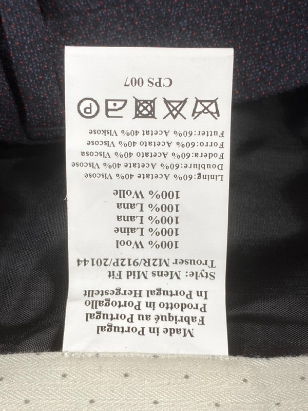 Lot 150  
            Nottingham Prem - Delivery Only 

                
PAUL SMITH MENS TROUSER. SIZE 32 MADE FROM 100% WOOL