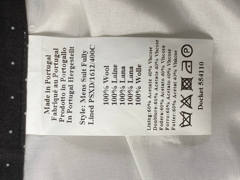 Lot 156  
            Nottingham Prem - Delivery Only 

                
PAUL SMITH MENS TROUSER. SIZE 38 MADE FROM 100% WOOL