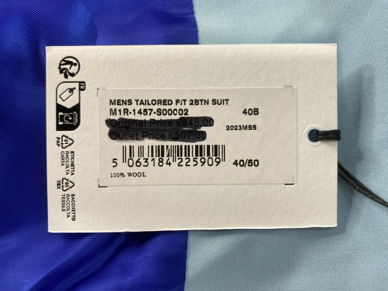 Lot 17  
            Nottingham Prem - Delivery Only 

                
PAUL SMITH MENS BUTTON JACKET.SIZE 40/50 MADE FROM 100% WOOL