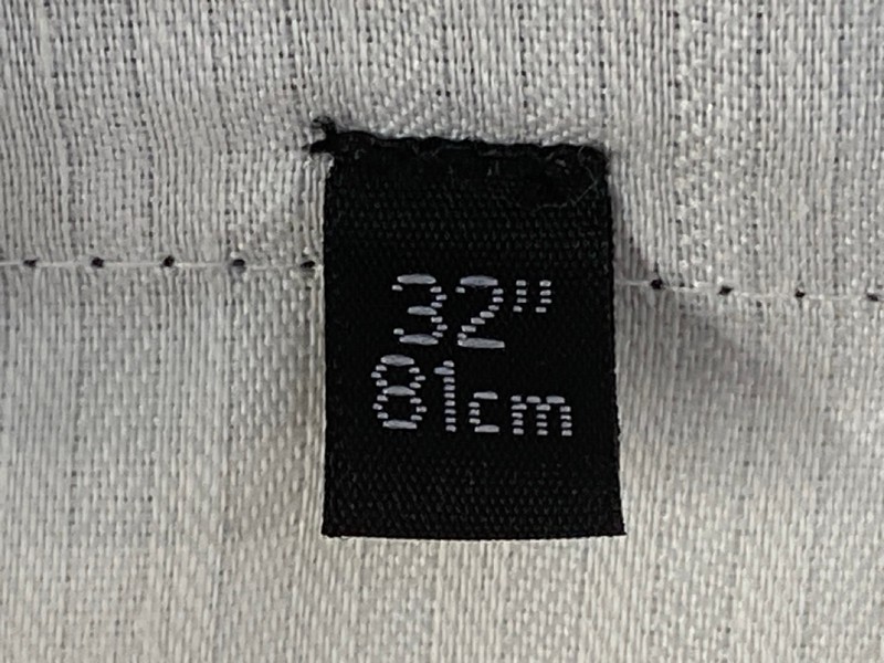 Lot 181  
            Nottingham Prem - Delivery Only 

                
PAUL SMITH MENS TROUSER. SIZE 32 MADE FROM 100% COTTON