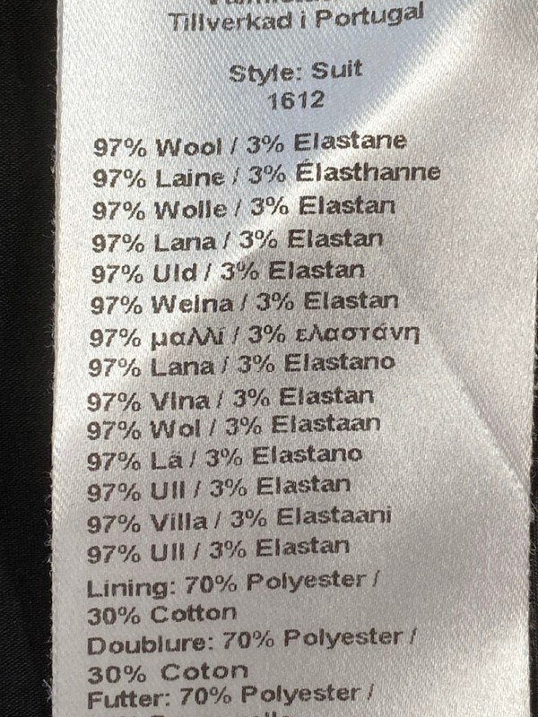 Lot 182  
            Nottingham Prem - Delivery Only 

                
PAUL SMITH MENS TROUSER. SIZE 32