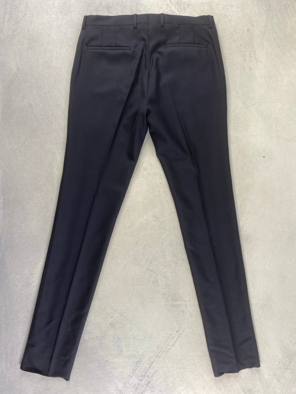 Lot 186  
            Nottingham Prem - Delivery Only 

                
PAUL SMITH MENS TROUSER. SIZE 38/6R MADE FROM 100% WOOL - Image 2