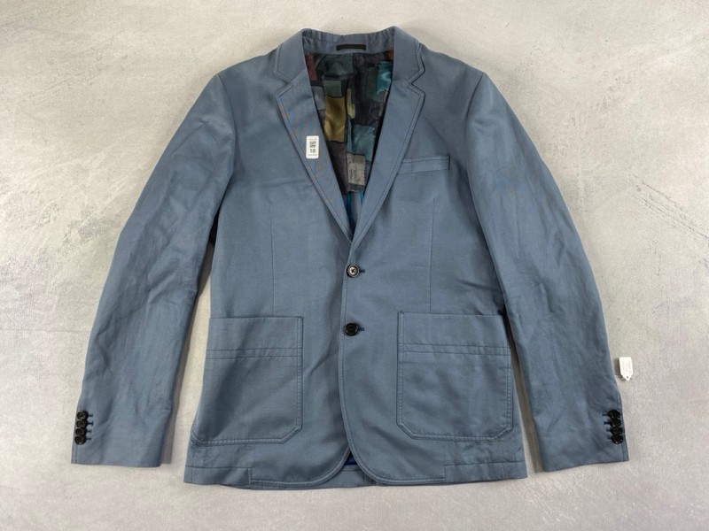 Lot 18  
            Nottingham Prem - Delivery Only 

                
PAUL SMITH MENS BUTTON JACKET.SIZE 38