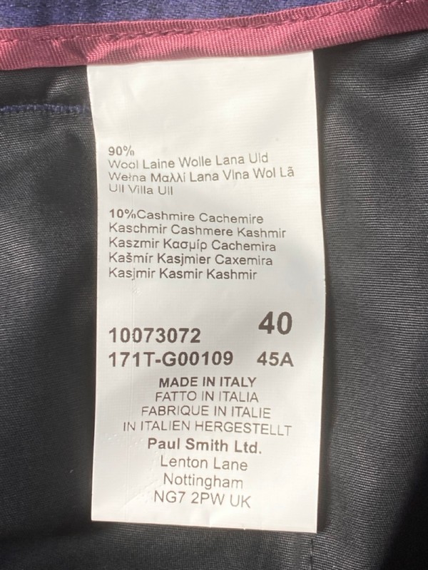 Lot 192  
            Nottingham Prem - Delivery Only 

                
PAUL SMITH MENS TROUSER. SIZE 40