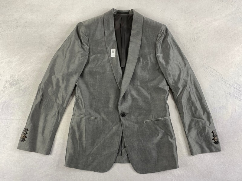 Lot 1  
            Nottingham Prem - Delivery Only 

                
PAUL SMITH MENS BUTTON JACKET.SIZE 36R/46R