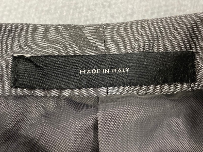 Lot 1  
            Nottingham Prem - Delivery Only 

                
PAUL SMITH MENS BUTTON JACKET.SIZE 36R/46R - Image 3