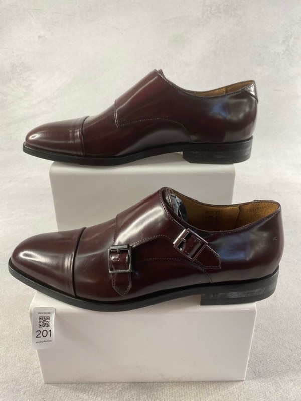 Lot 201  
            Nottingham Prem - Delivery Only 

                
PAUL SMITH MENS SHOES SIZE 6