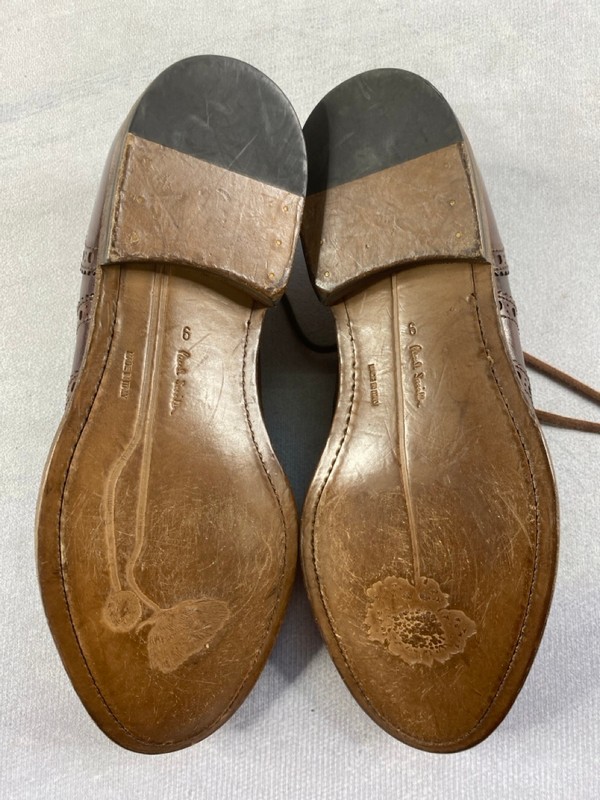 Lot 203  
            Nottingham Prem - Delivery Only 

                
PAUL SMITH MENS SHOES SIZE 9