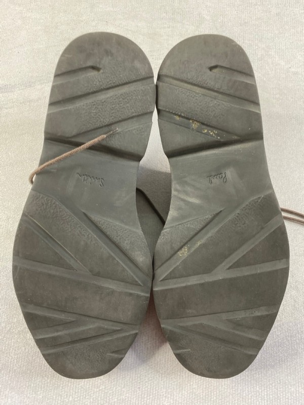 Lot 205  
            Nottingham Prem - Delivery Only 

                
PAUL SMITH MENS SHOES SIZE 7 - Image 4