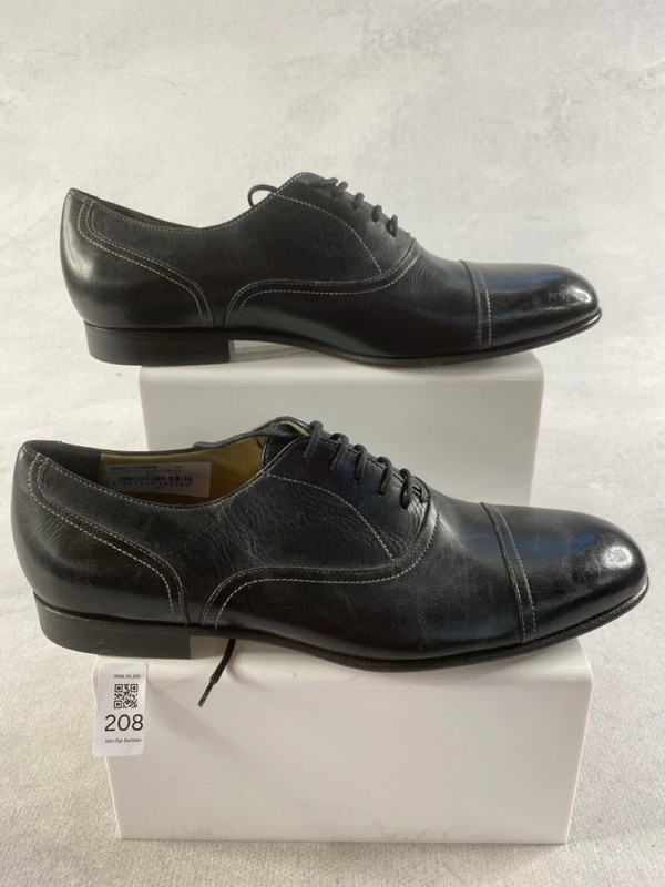 Lot 208  
            Nottingham Prem - Delivery Only 

                
PAUL SMITH MENS SHOES SIZE  8