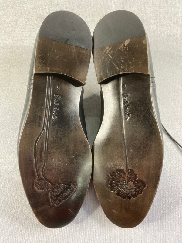 Lot 208  
            Nottingham Prem - Delivery Only 

                
PAUL SMITH MENS SHOES SIZE  8 - Image 4