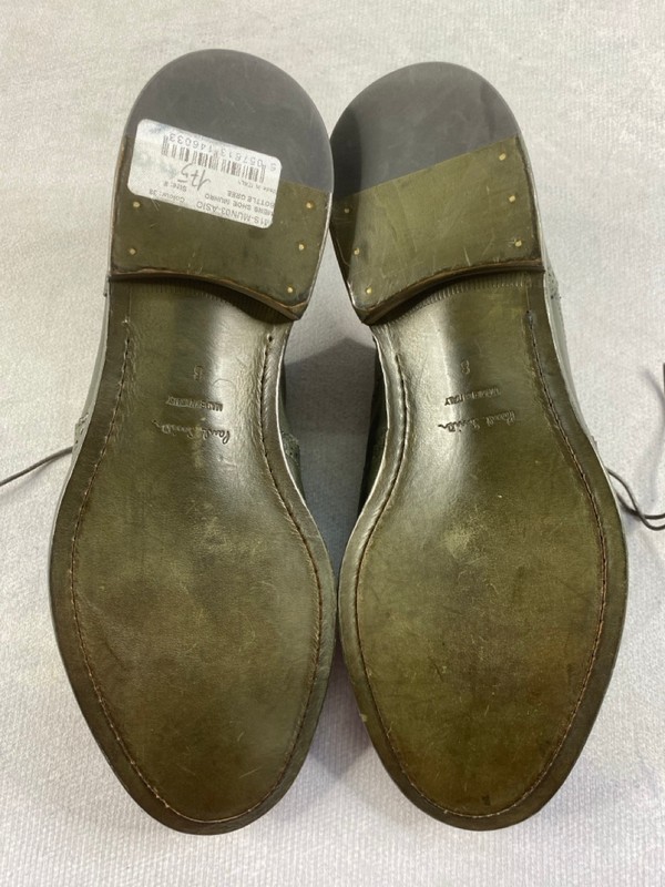 Lot 210  
            Nottingham Prem - Delivery Only 

                
PAUL SMITH MENS SHOES SIZE 8