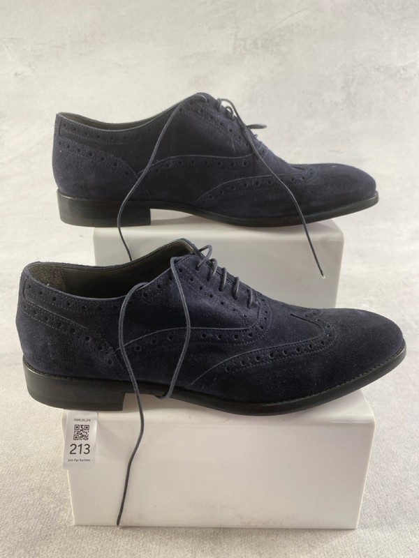 Lot 213  
            Nottingham Prem - Delivery Only 

                
PAUL SMITH MENS SHOES SIZE 8