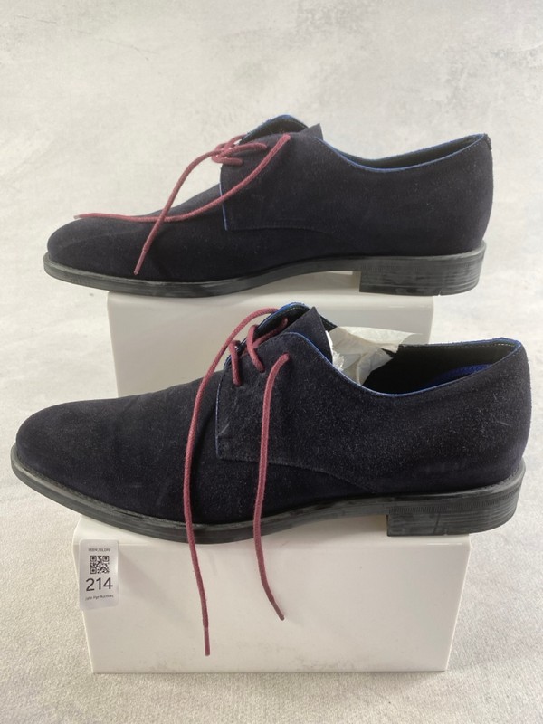 Lot 214  
            Nottingham Prem - Delivery Only 

                
PAUL SMITH MENS SHOES SIZE  8 - Image 2
