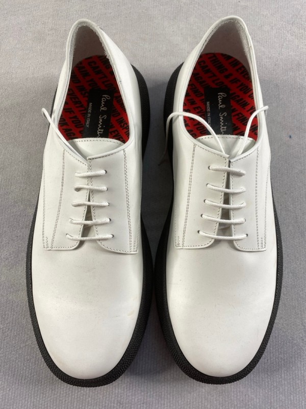Lot 215  
            Nottingham Prem - Delivery Only 

                
PAUL SMITH MENS SHOES SIZE 8