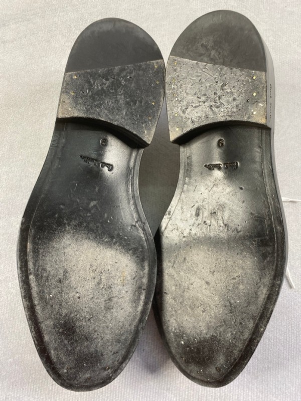 Lot 220  
            Nottingham Prem - Delivery Only 

                
PAUL SMITH MENS SHOES SIZE 9