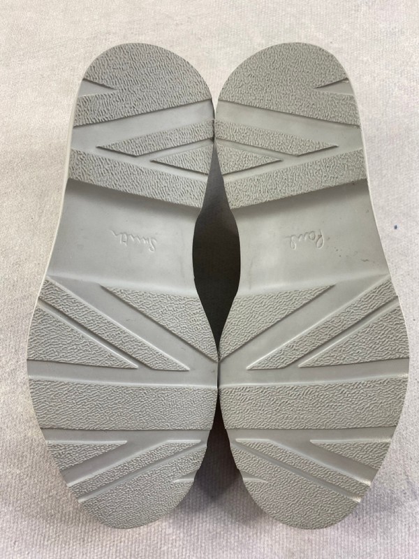Lot 226  
            Nottingham Prem - Delivery Only 

                
PAUL SMITH MENS SHOES SIZE 8 - Image 4