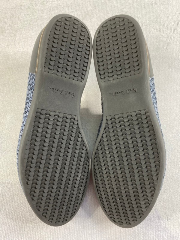 Lot 227  
            Nottingham Prem - Delivery Only 

                
PAUL SMITH MENS SHOES SIZE 8