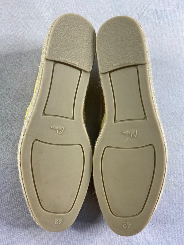 Lot 229  
            Nottingham Prem - Delivery Only 

                
PAUL SMITH MENS SHOES SIZE 8 - Image 4