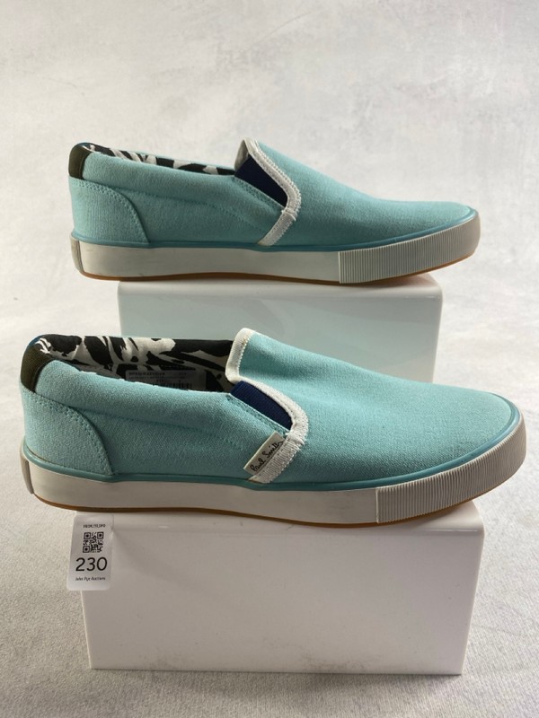 Lot 230  
            Nottingham Prem - Delivery Only 

                
PAUL SMITH MENS SHOES SIZE 8