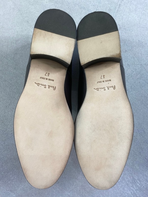 Lot 235  
            Nottingham Prem - Delivery Only 

                
PAUL SMITH MENS SHOES SIZE 37 - Image 4