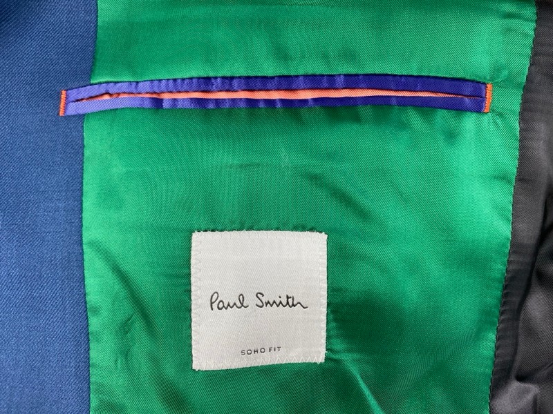 Lot 23  
            Nottingham Prem - Delivery Only 

                
PAUL SMITH MENS BUTTON JACKET.SIZE MAYFAIR FIT MADE FROM 100% WOOL