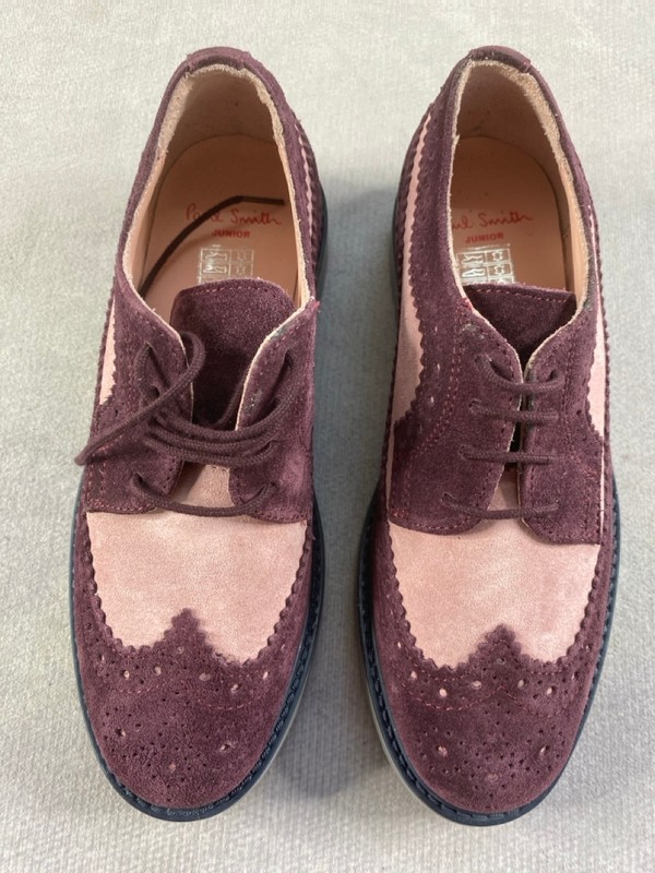 Lot 246  
            Nottingham Prem - Delivery Only 

                
PAUL SMITH MENS SHOES SIZE 30 - Image 3