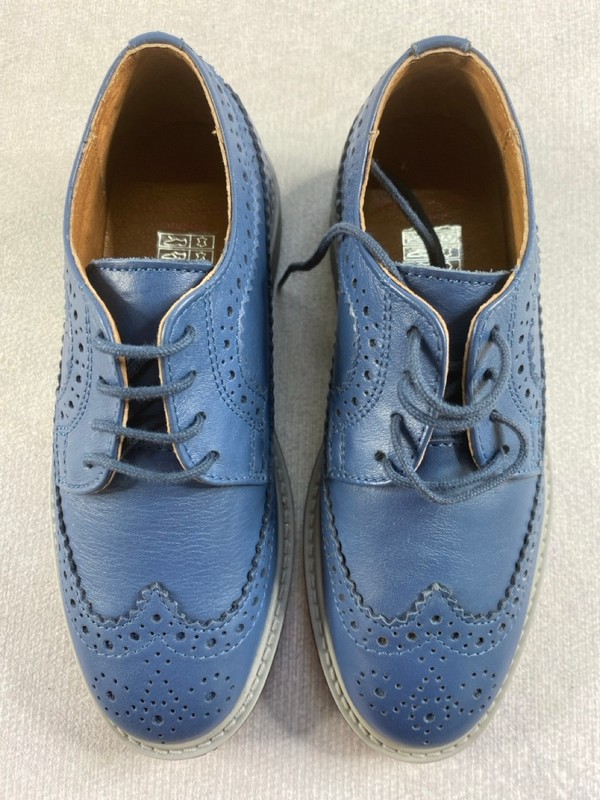 Lot 250  
            Nottingham Prem - Delivery Only 

                
PAUL SMITH MENS SHOES SIZE 27 - Image 3