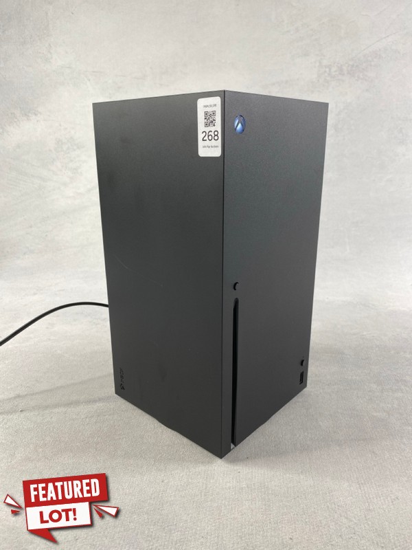 Lot 268  
            Nottingham Prem - Delivery Only 

                
MICROSOFT XBOX SERIES X (DISC EDITION) GAMING CONSOLE: MODEL NO 1882 (WITH BOX & ...