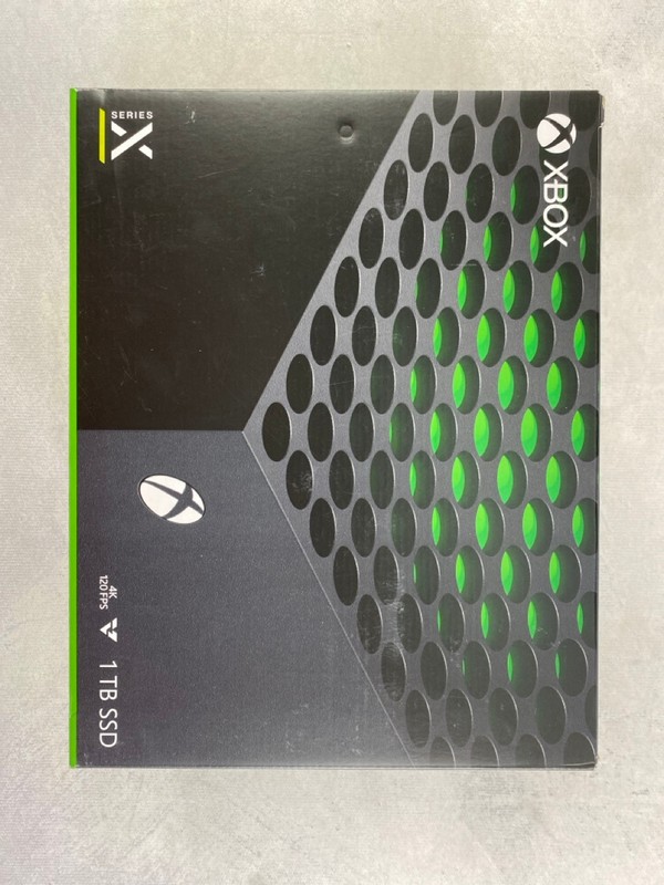Lot 268  
            Nottingham Prem - Delivery Only 

                
MICROSOFT XBOX SERIES X (DISC EDITION) GAMING CONSOLE: MODEL NO 1882 (WITH BOX & ... - Image 4