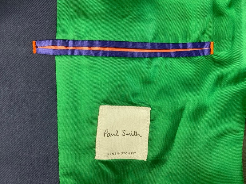 Lot 32  
            Nottingham Prem - Delivery Only 

                
PAUL SMITH MENS BUTTON JACKET.SIZE 38/6R MADE FROM 100% WOOL