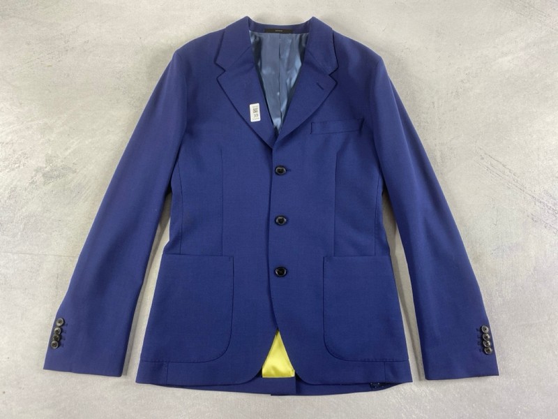 Lot 39  
            Nottingham Prem - Delivery Only 

                
PAUL SMITH MENS BUTTON JACKET.SIZE 38R/48R MADE FROM 100% WOOL