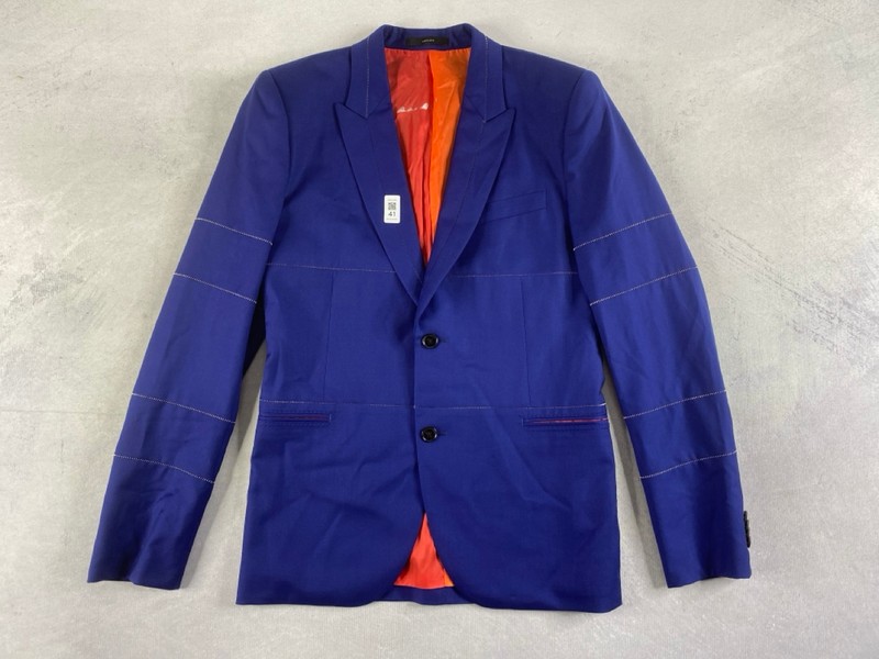Lot 41  
            Nottingham Prem - Delivery Only 

                
PAUL SMITH MENS BUTTON JACKET.SIZE 38/48