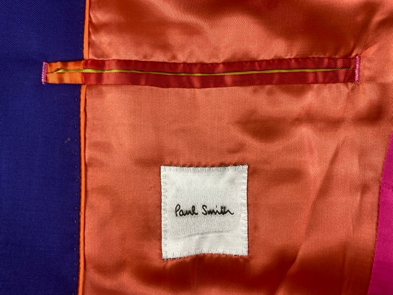 Lot 41  
            Nottingham Prem - Delivery Only 

                
PAUL SMITH MENS BUTTON JACKET.SIZE 38/48 - Image 2