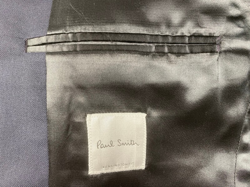 Lot 48  
            Nottingham Prem - Delivery Only 

                
PAUL SMITH MENS BUTTON JACKET.SIZE 38/6R MADE FROM 100% WOOL - Image 2